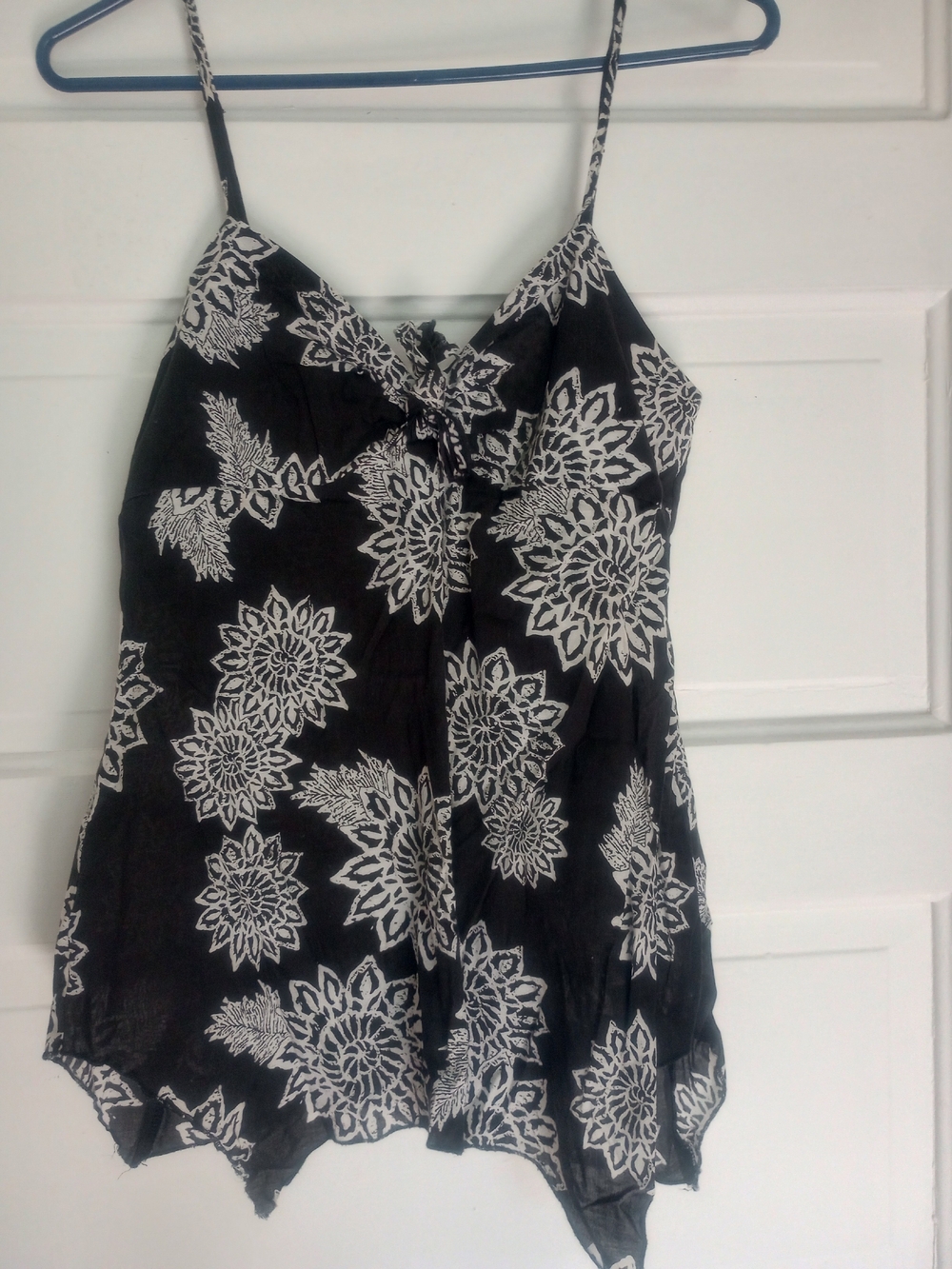 3 Summer Tops - Picture 5 of 11